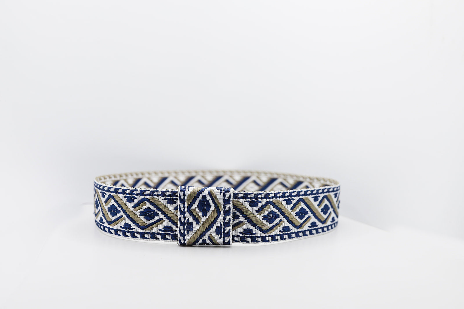 Diamond Beige White Navy Hatband - Hattie Lapel